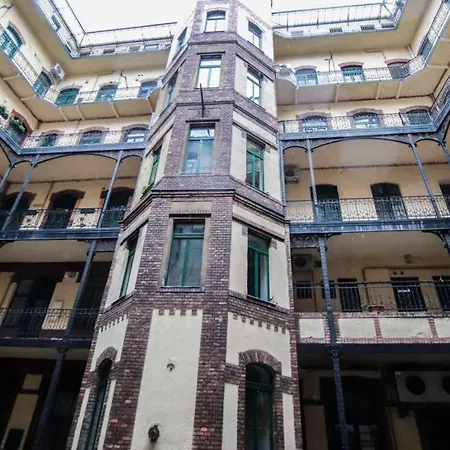 Апартаменты Habibi Rent House *